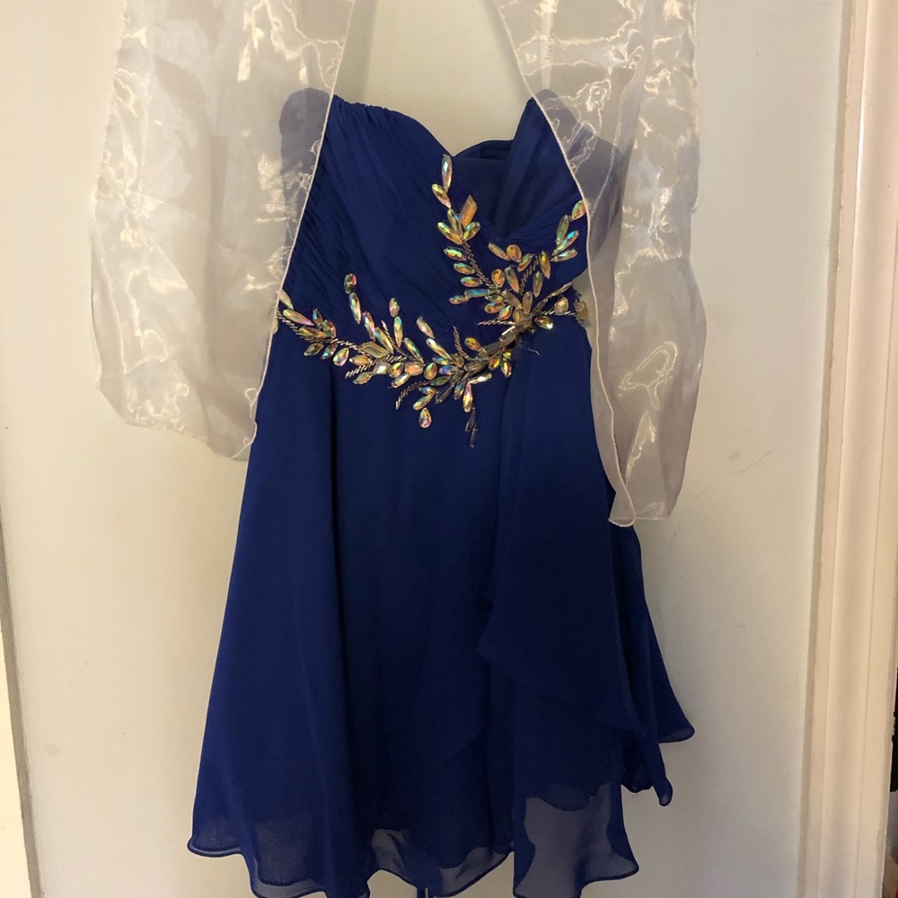 Dress - Picture 5 of 7